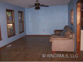 121 LOST TRAIL DRIVE - Photo 6