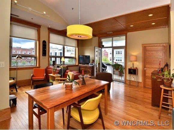 12 SOUTH LEXINGTON AVENUE #410