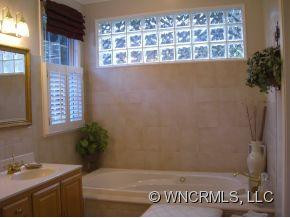 89 Sunwest Dr. - Photo 9