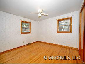 1954 CAMBRIDGE DRIVE - Photo 7