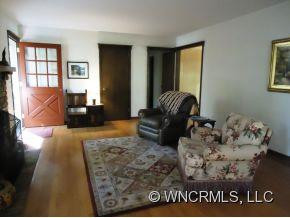 66 Rosewood Avenue - Photo 3