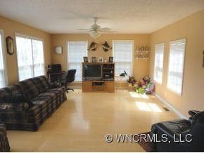 168 GEORGIA AVENUE - Photo 8