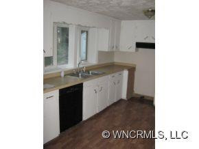 157 Heaton Street - Photo 2