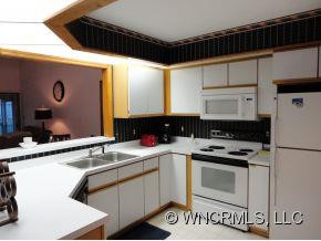 303 Laurel Park Pl - Photo 4