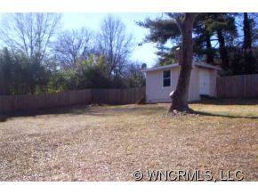 149 DELTA STREET - Photo 3