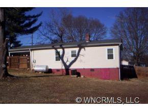 149 DELTA STREET - Photo 4