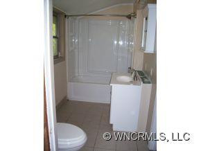 1621 Kanuga Road - Photo 9