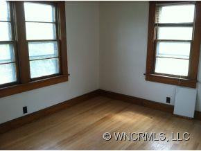  - Photo 7