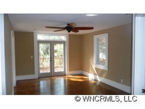 71 Galax - Photo 3