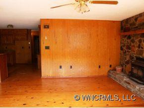 347 Lakeview Rd - Photo 4
