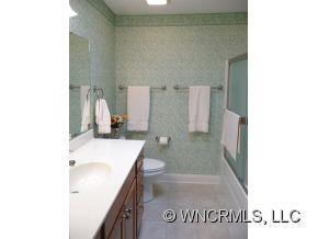  - Photo 10