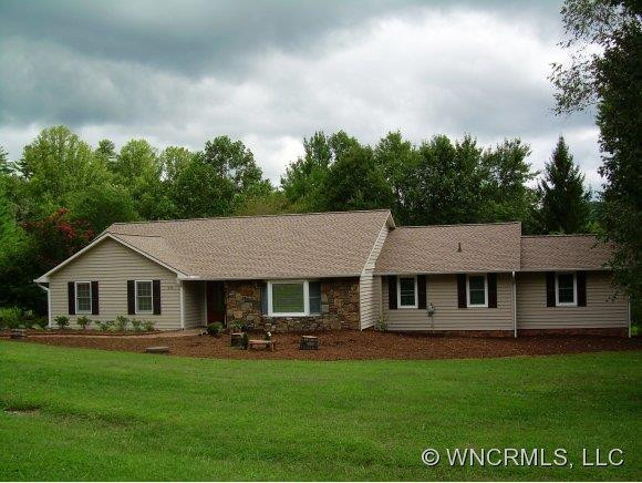 223 Raintree Dr.