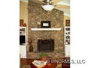 223 Raintree Dr. - Photo 3