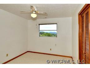 20 & 22 Redmond Hill Drive - Photo 8