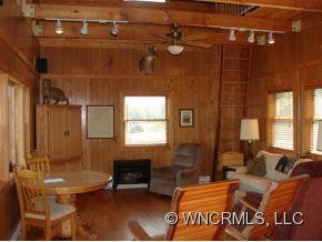 1116 DOGGETT GAP ROAD - Photo 3