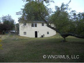 102 BURTON STREET - Photo 12
