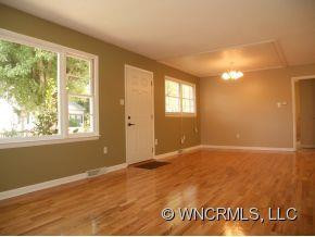 102 BURTON STREET - Photo 3
