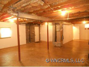102 BURTON STREET - Photo 9