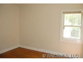 28 Dallas Street - Photo 2