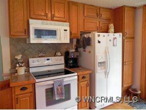 187 East High Road - Photo 3