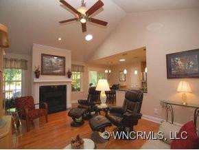 141 OAK APPLE LANE - Photo 2