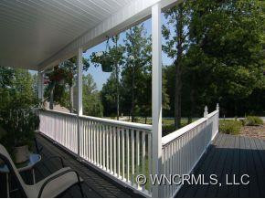 141 OAK APPLE LANE - Photo 17