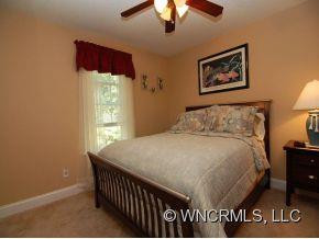 141 OAK APPLE LANE - Photo 9