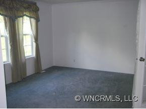 6 THOMPSON STREET - Photo 11