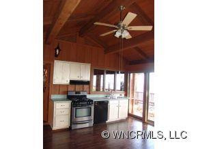 32 Bleu Ridge Road - Photo 11