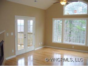 87 Spring Heights Ct. - Photo 3
