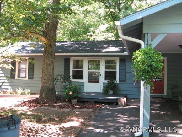 132 Forest Lane