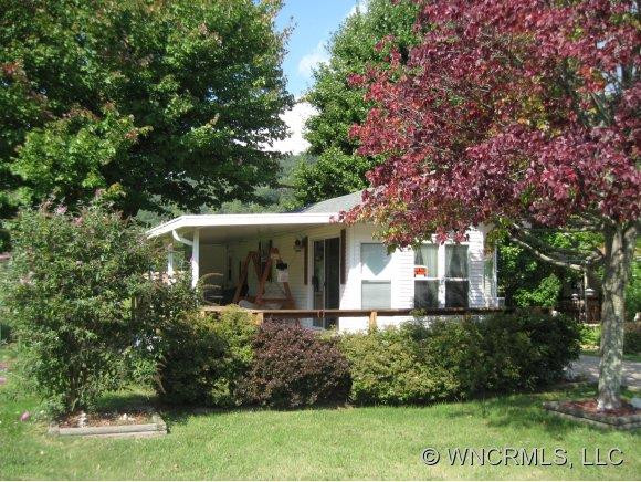 134 Crabapple Lane