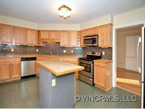 11 RIDGEFIELD PLACE - Photo 7