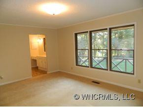 11 RIDGEFIELD PLACE - Photo 8