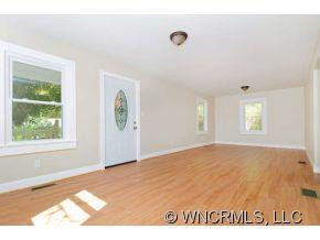 76 Hubbard Ave. - Photo 4