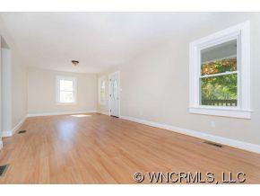 76 Hubbard Ave. - Photo 5