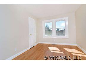 76 Hubbard Ave. - Photo 10