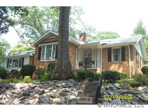 915 Sylvan