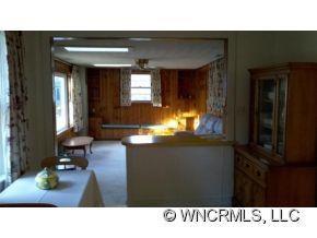 915 Sylvan - Photo 3