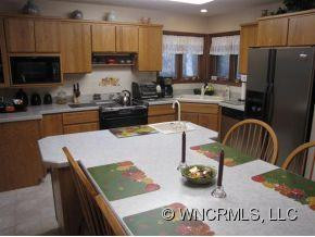 158 Wild Laurel Way - Photo 3