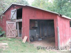 693 Bee Tree Road - Photo 6