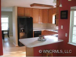 51 EDEN GLEN ROAD - Photo 4