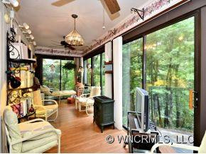189 HAYWOOD KNOLLS DRIVE - Photo 5