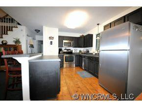 136 Viking Trail - Photo 3