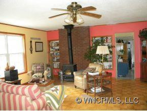 12 Paddock Lane - Photo 2