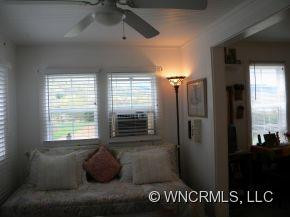 12 Paddock Lane - Photo 3