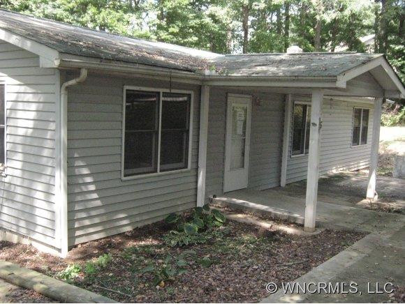 16 Bradshaw Circle
