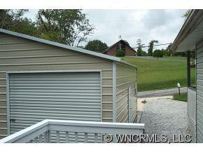 64 Moody Ave - Photo 12