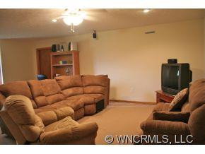303 Mount Valley Rd - Photo 12