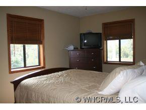 303 Mount Valley Rd - Photo 14